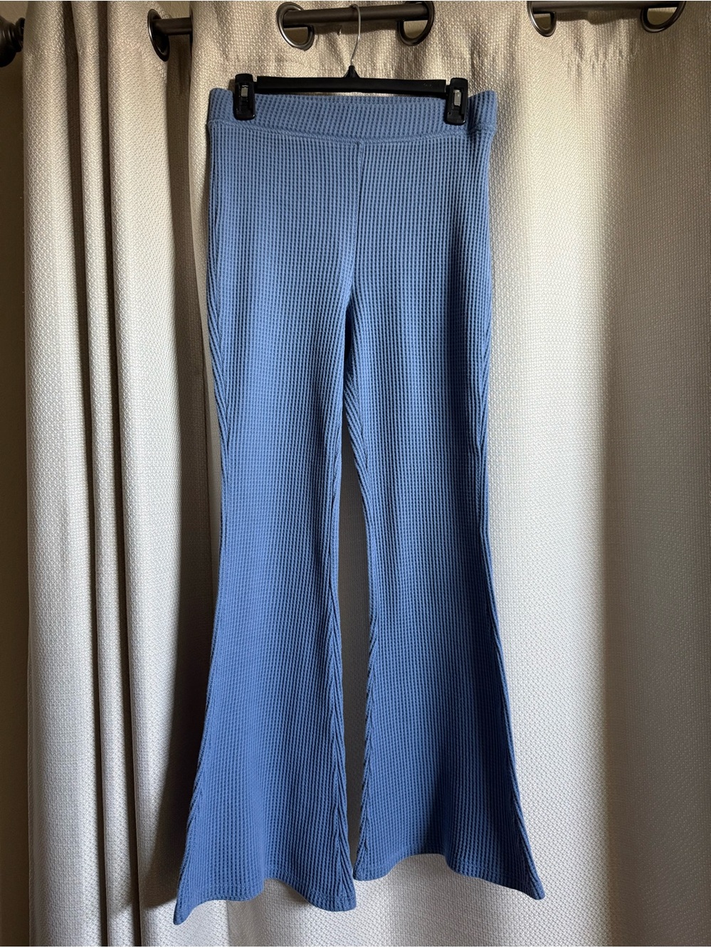 Aerie Light Blue Women’s Waffle Knit Flare Leg Pant High Waist Size Medium